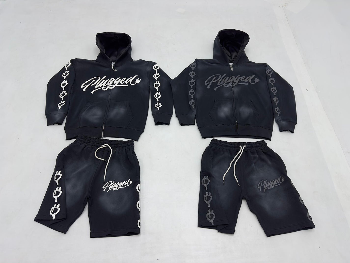 PLUGGED BLACKOUT SET